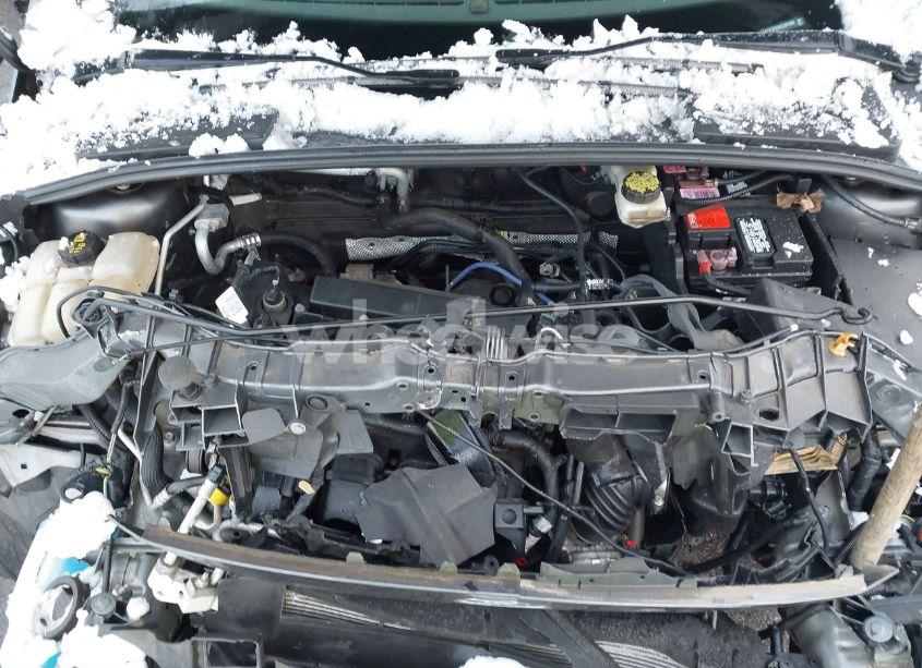 Photo 10 of 2017 Ford Focus SE (VIN 1FADP3F25HL297404)