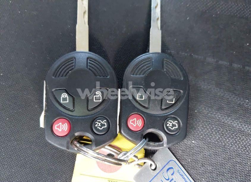 Photo 11 of 2017 Ford Focus SE (VIN 1FADP3F25HL297404)