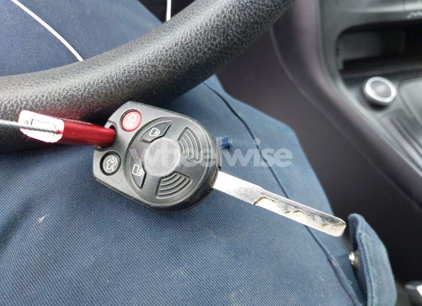 Photo 11 of 2017 Ford Focus SE (VIN 1FADP3F25HL304903)