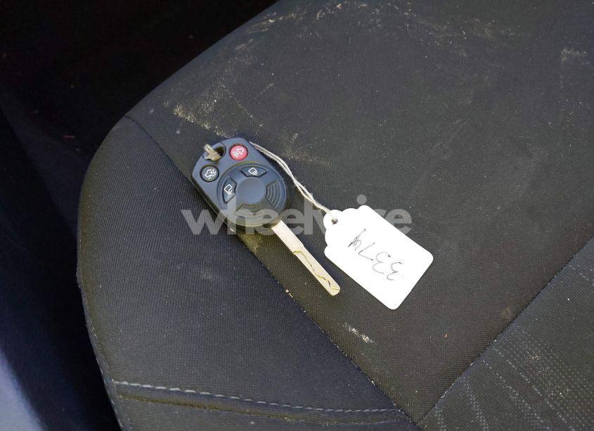 Photo 11 of 2018 Ford Focus SE (VIN 1FADP3F25JL255529)