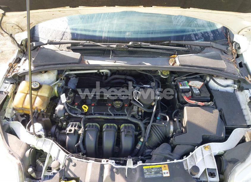 Photo 10 of 2013 Ford Focus SE (VIN 1FADP3F26DL111220)