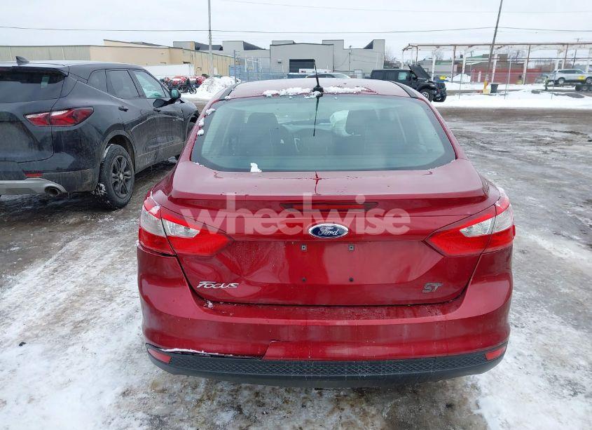 Photo 16 of 2013 Ford Focus SE (VIN 1FADP3F26DL113727)