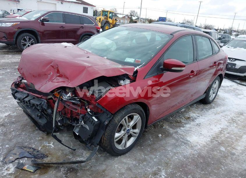 Photo 2 of 2013 Ford Focus SE (VIN 1FADP3F26DL113727)
