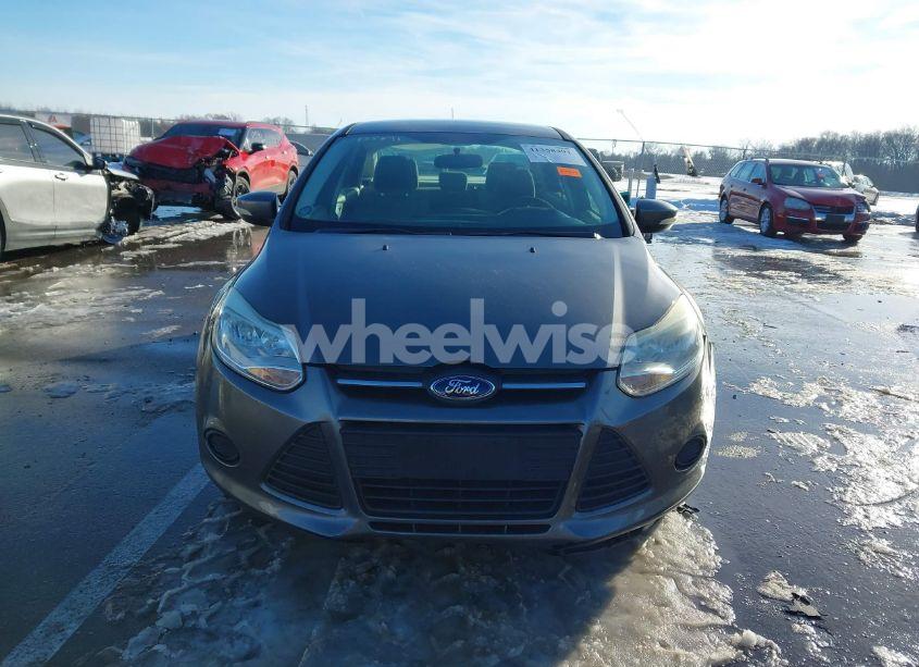 Photo 12 of 2013 Ford Focus SE (VIN 1FADP3F26DL120919)