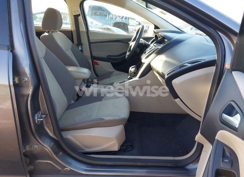 Photo 5 of 2013 Ford Focus SE (VIN 1FADP3F26DL120919)