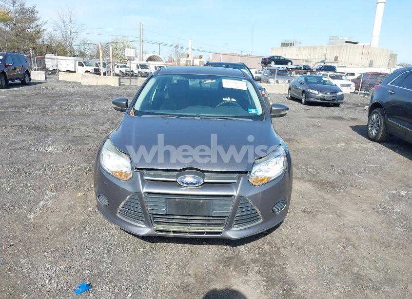 Photo 6 of 2013 Ford Focus SE (VIN 1FADP3F26DL135579)
