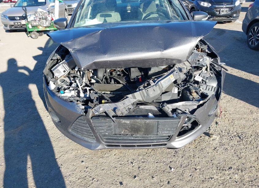 Photo 6 of 2013 Ford Focus SE (VIN 1FADP3F26DL148591)