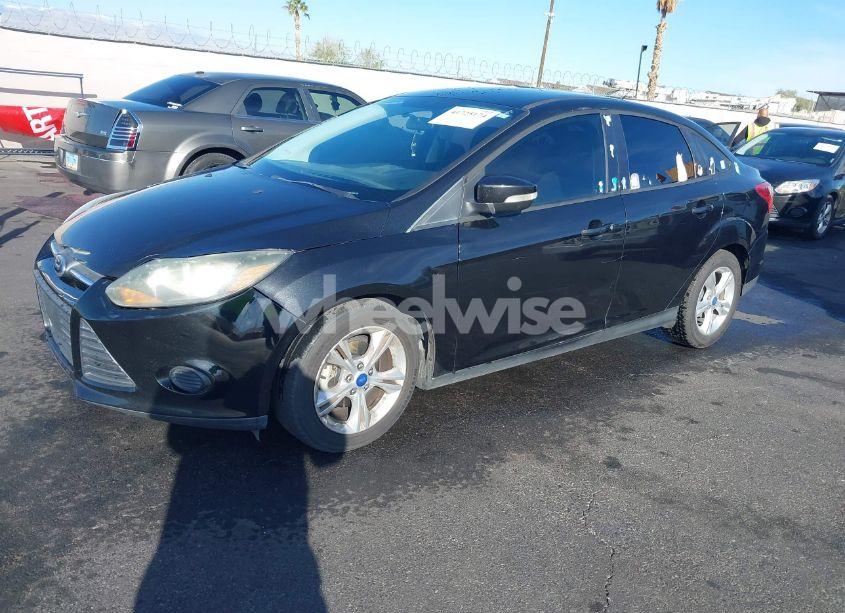 Photo 12 of 2013 Ford Focus SE (VIN 1FADP3F26DL210944)
