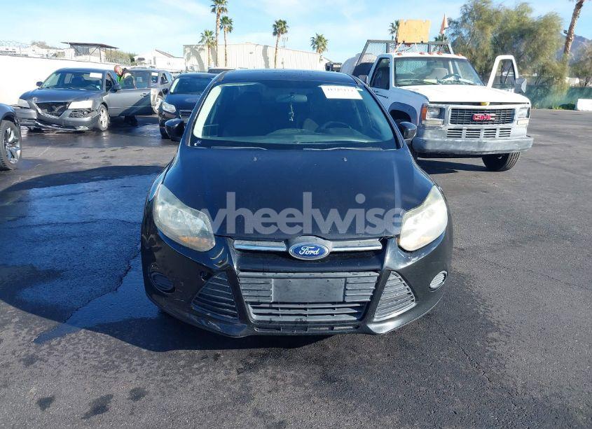 Photo 6 of 2013 Ford Focus SE (VIN 1FADP3F26DL210944)