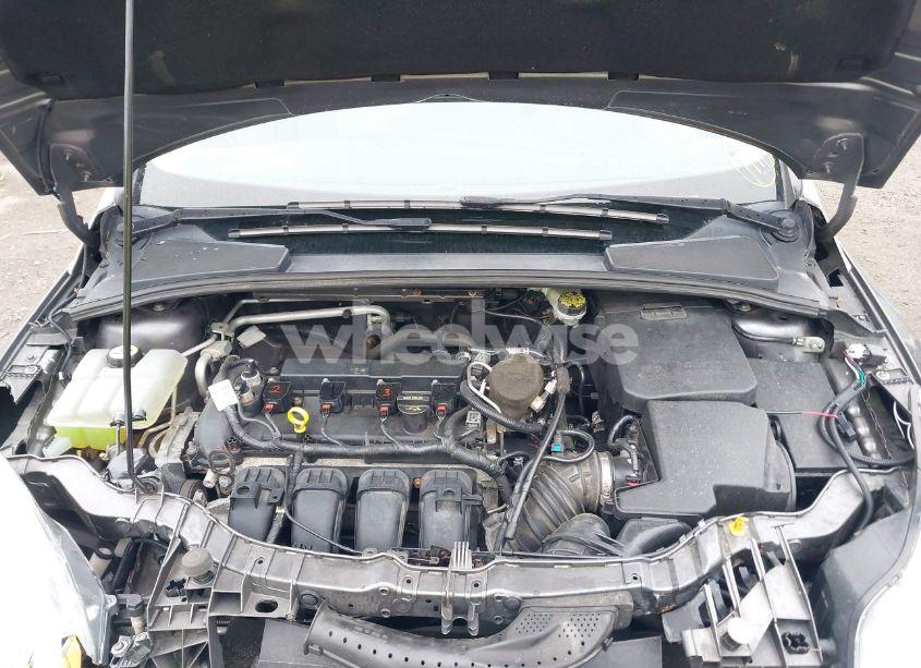 Photo 10 of 2013 Ford Focus SE (VIN 1FADP3F26DL215593)