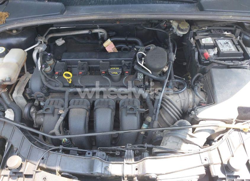 Photo 10 of 2013 Ford Focus SE (VIN 1FADP3F26DL215917)