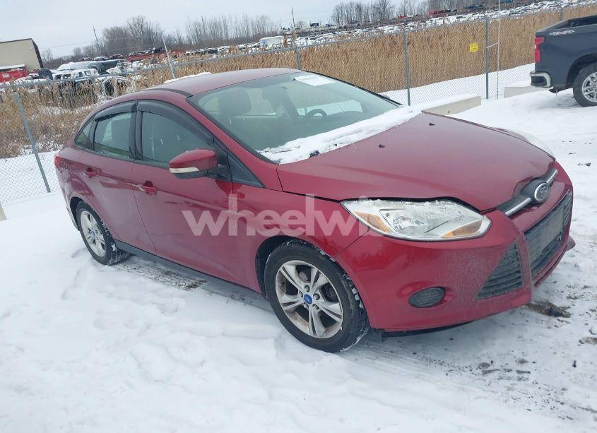 2013 Ford Focus SE (VIN 1FADP3F26DL218557) main photo