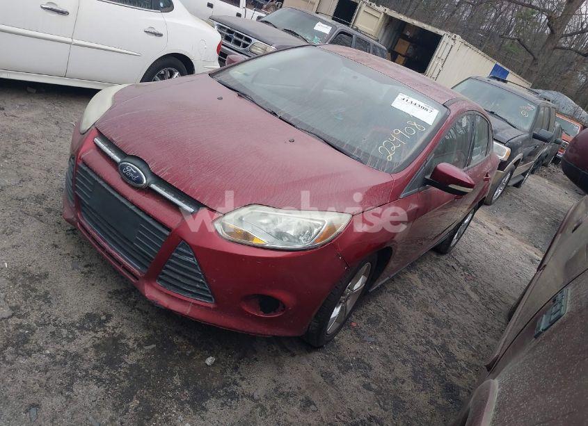 Photo 2 of 2013 Ford Focus SE (VIN 1FADP3F26DL224908)