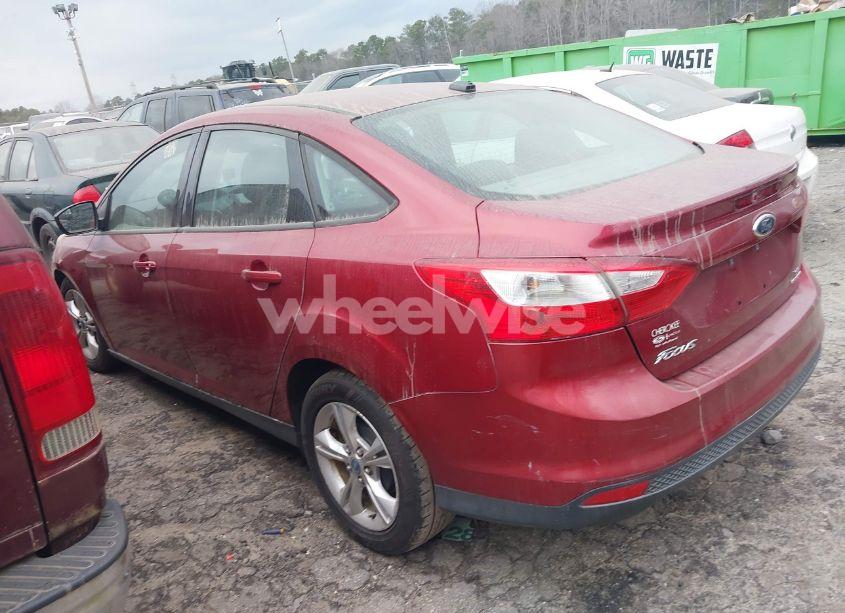 Photo 3 of 2013 Ford Focus SE (VIN 1FADP3F26DL224908)