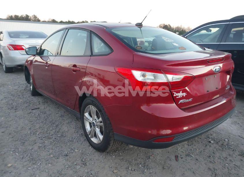 Photo 3 of 2013 Ford Focus SE (VIN 1FADP3F26DL230692)