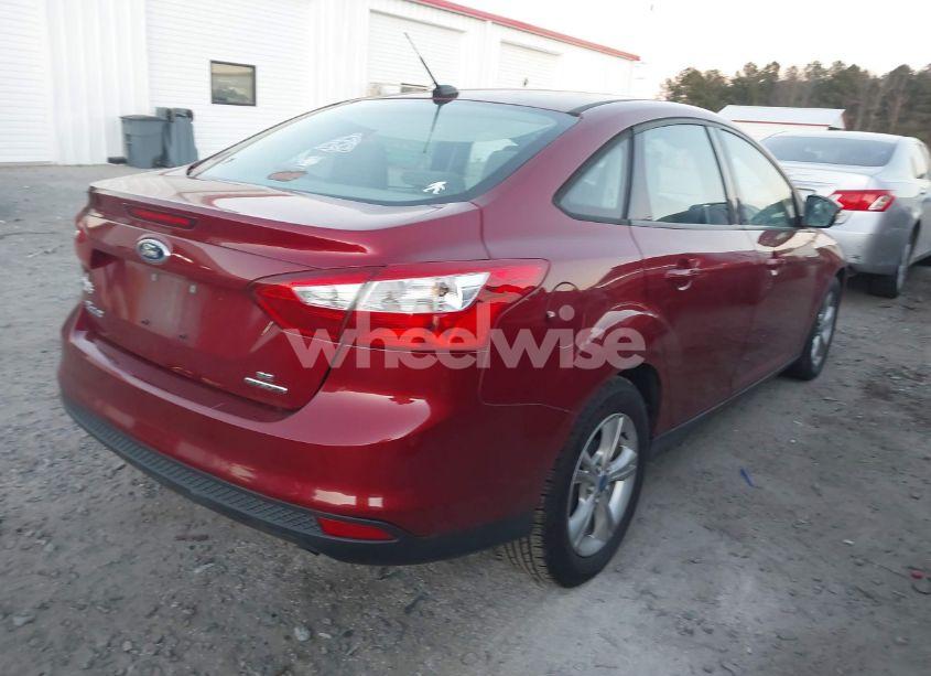 Photo 4 of 2013 Ford Focus SE (VIN 1FADP3F26DL230692)