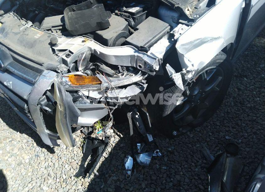 Photo 6 of 2013 Ford Focus SE (VIN 1FADP3F26DL235990)