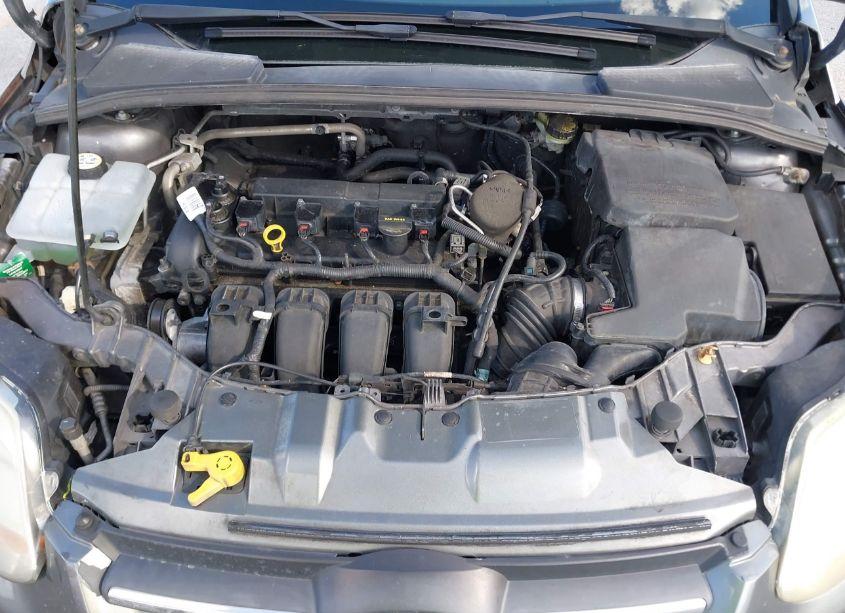 Photo 10 of 2013 Ford Focus SE (VIN 1FADP3F26DL245970)