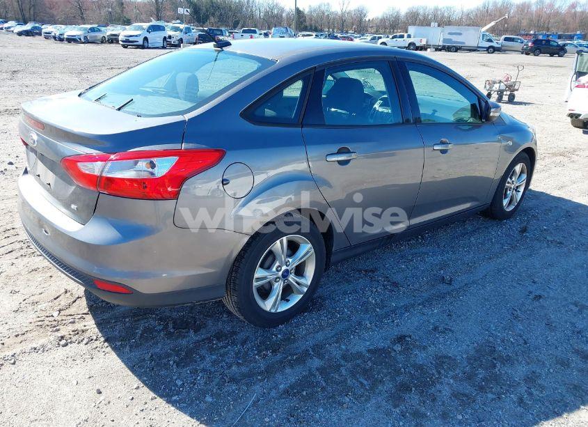 Photo 4 of 2013 Ford Focus SE (VIN 1FADP3F26DL258749)