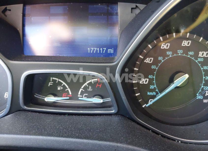 Photo 15 of 2013 Ford Focus SE (VIN 1FADP3F26DL273235)