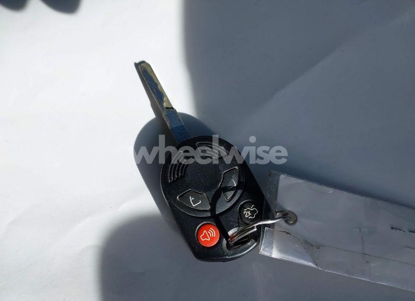 Photo 11 of 2013 Ford Focus SE (VIN 1FADP3F26DL302698)