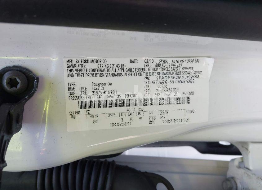 Photo 9 of 2013 Ford Focus SE (VIN 1FADP3F26DL302698)