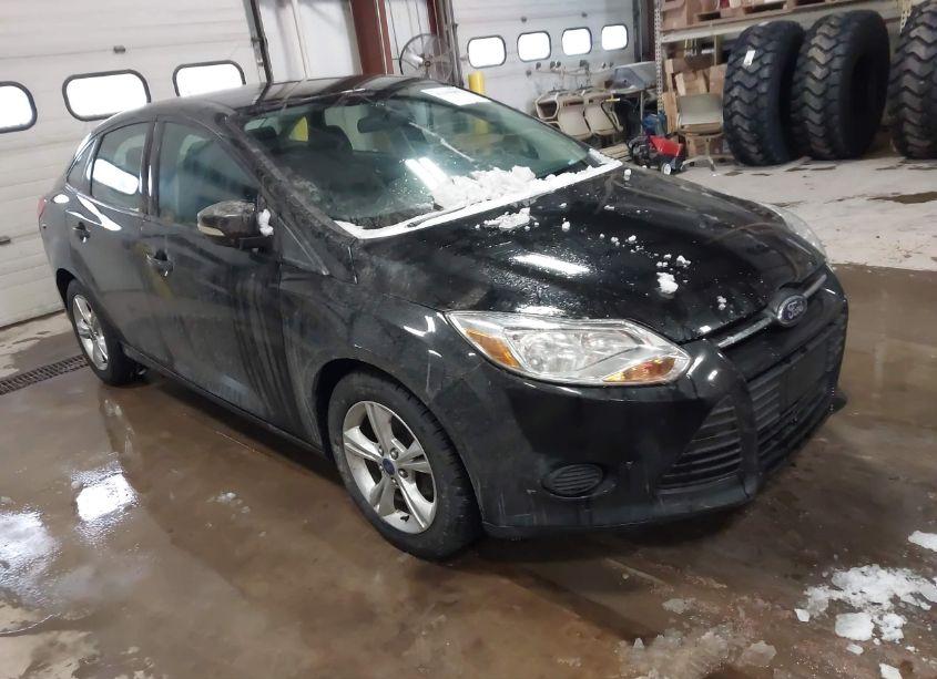 2013 Ford Focus SE (VIN 1FADP3F26DL312390) main photo
