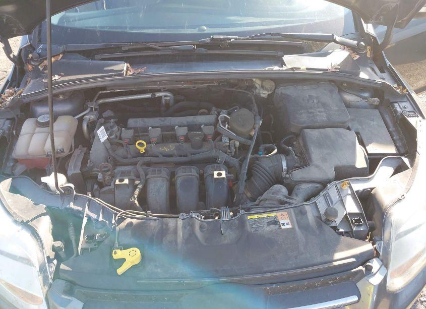 Photo 10 of 2013 Ford Focus SE (VIN 1FADP3F26DL312423)