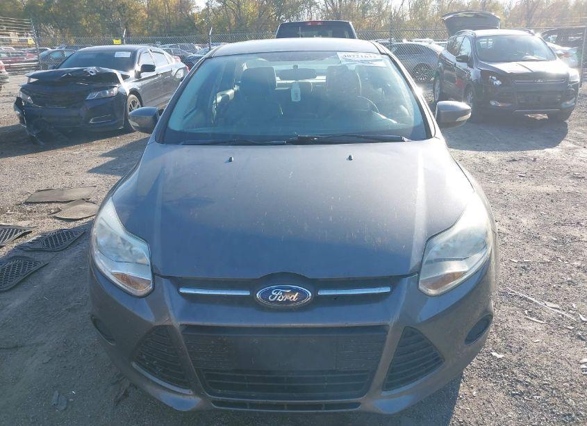 Photo 12 of 2013 Ford Focus SE (VIN 1FADP3F26DL312423)