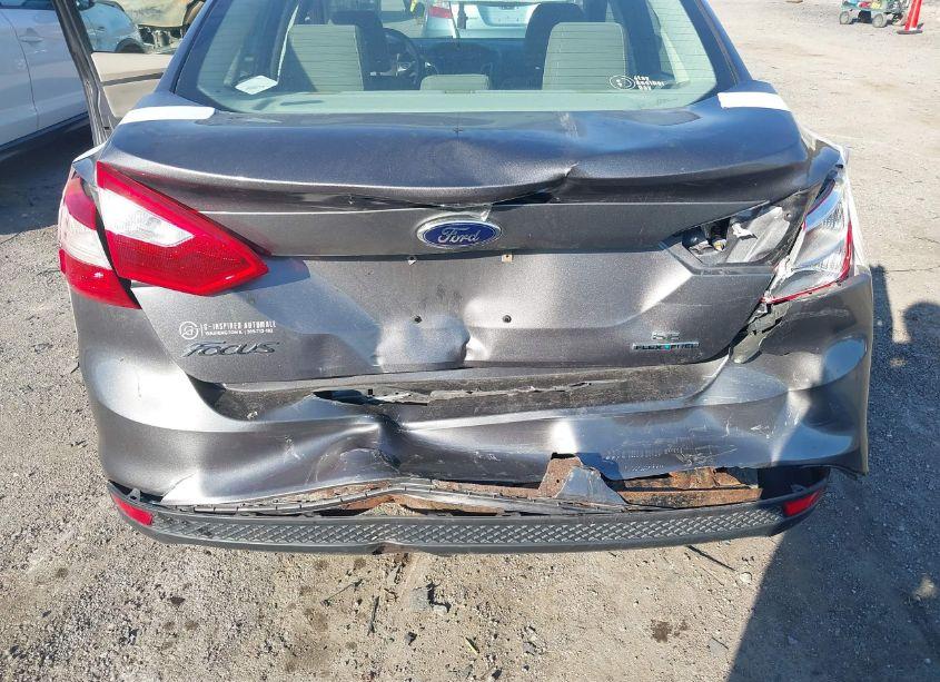 Photo 6 of 2013 Ford Focus SE (VIN 1FADP3F26DL312423)