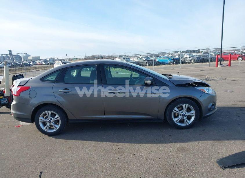 Photo 13 of 2013 Ford Focus SE (VIN 1FADP3F26DL333451)