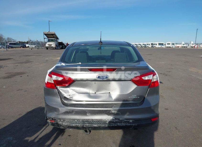 Photo 16 of 2013 Ford Focus SE (VIN 1FADP3F26DL333451)