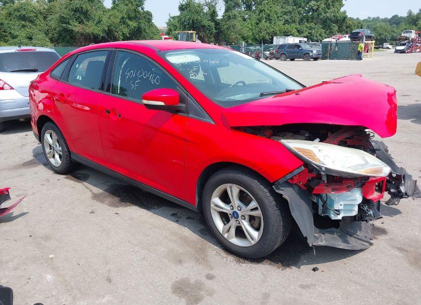 2013 Ford Focus SE (VIN 1FADP3F26DL379538) main photo