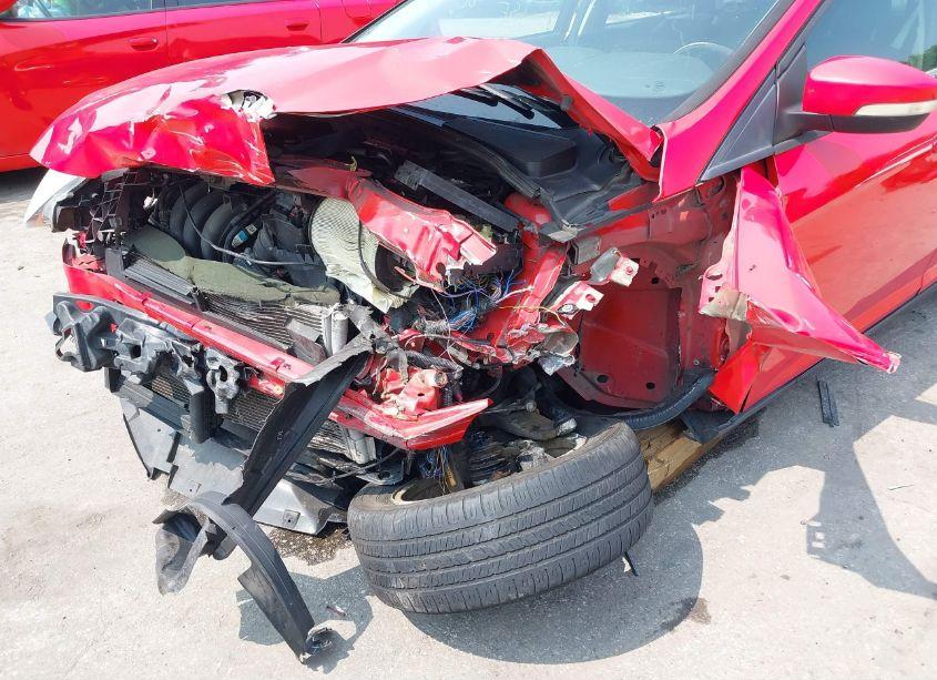 Photo 6 of 2013 Ford Focus SE (VIN 1FADP3F26DL379538)