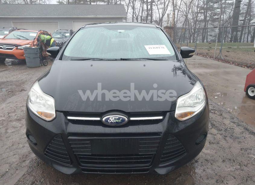 Photo 12 of 2014 Ford Focus SE (VIN 1FADP3F26EL166980)