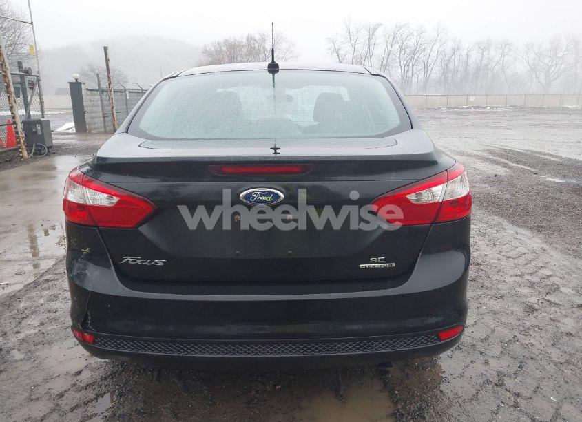 Photo 16 of 2014 Ford Focus SE (VIN 1FADP3F26EL166980)