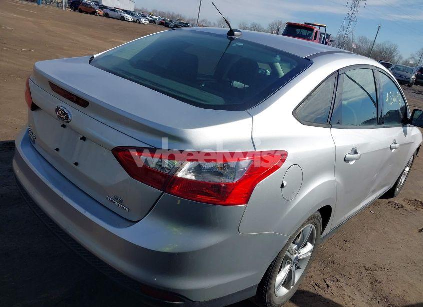 Photo 4 of 2014 Ford Focus SE (VIN 1FADP3F26EL193208)