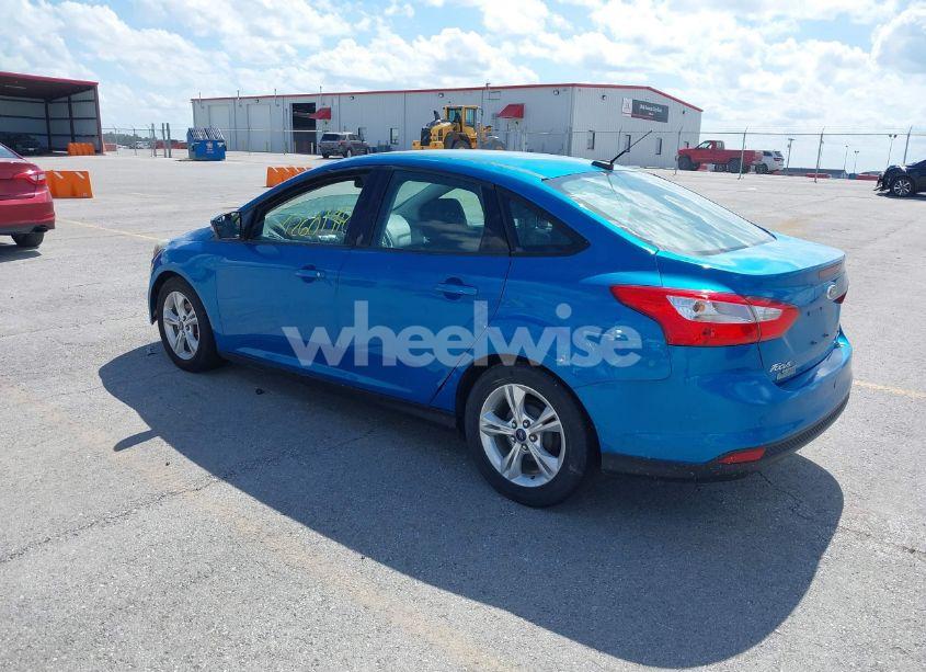Photo 3 of 2014 Ford Focus SE (VIN 1FADP3F26EL196920)