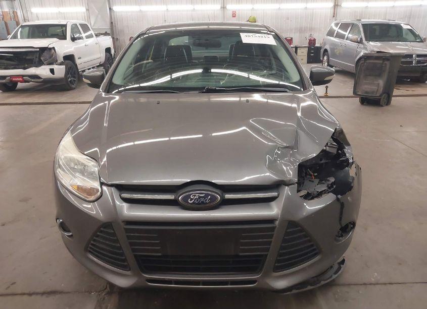 Photo 13 of 2014 Ford Focus SE (VIN 1FADP3F26EL209875)
