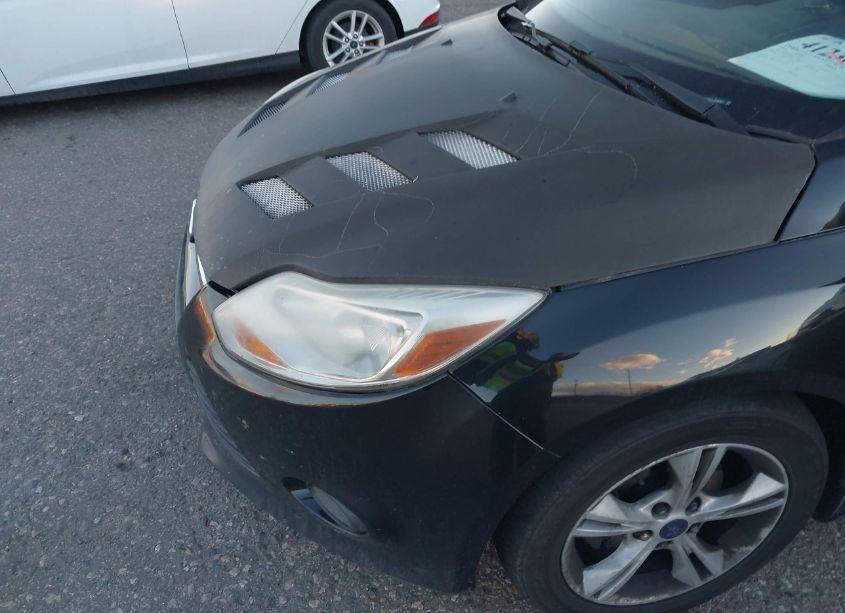 Photo 6 of 2014 Ford Focus SE (VIN 1FADP3F26EL209987)