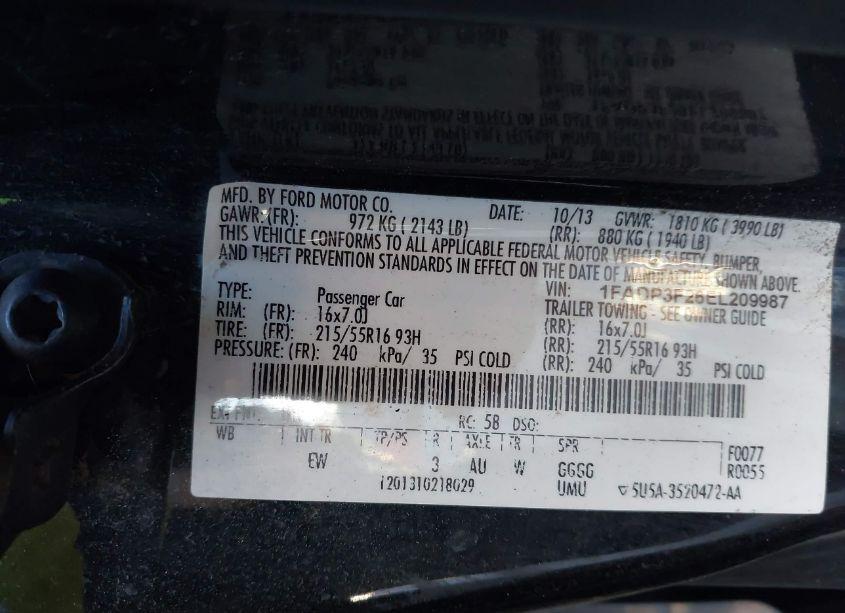 Photo 9 of 2014 Ford Focus SE (VIN 1FADP3F26EL209987)