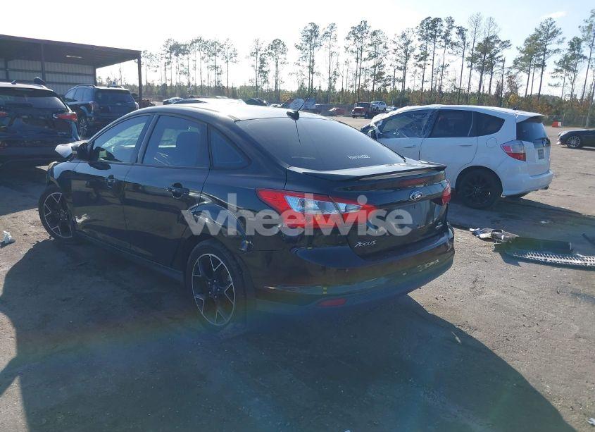 Photo 3 of 2014 Ford Focus SE (VIN 1FADP3F26EL216373)