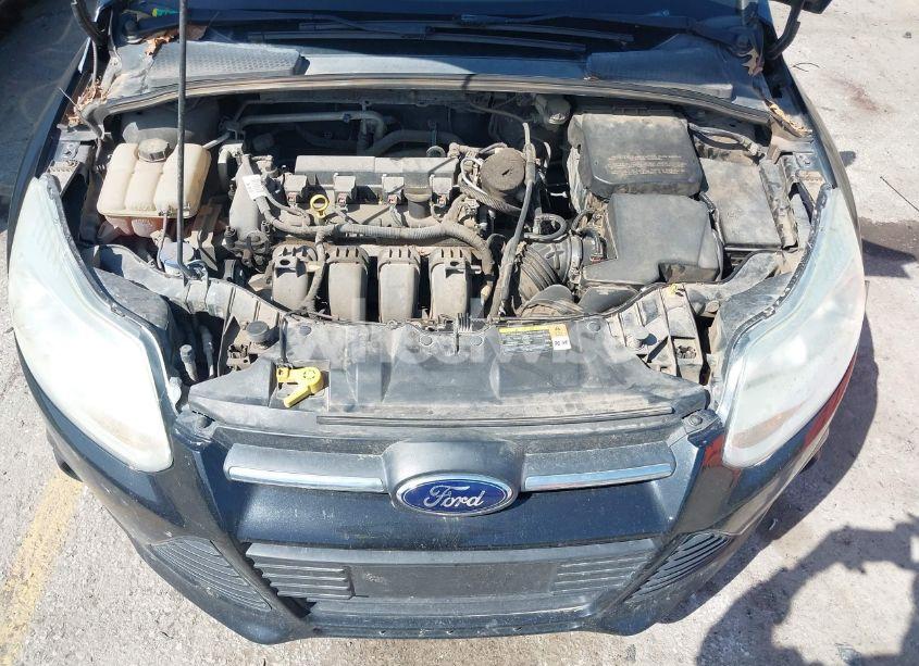Photo 10 of 2014 Ford Focus SE (VIN 1FADP3F26EL223601)