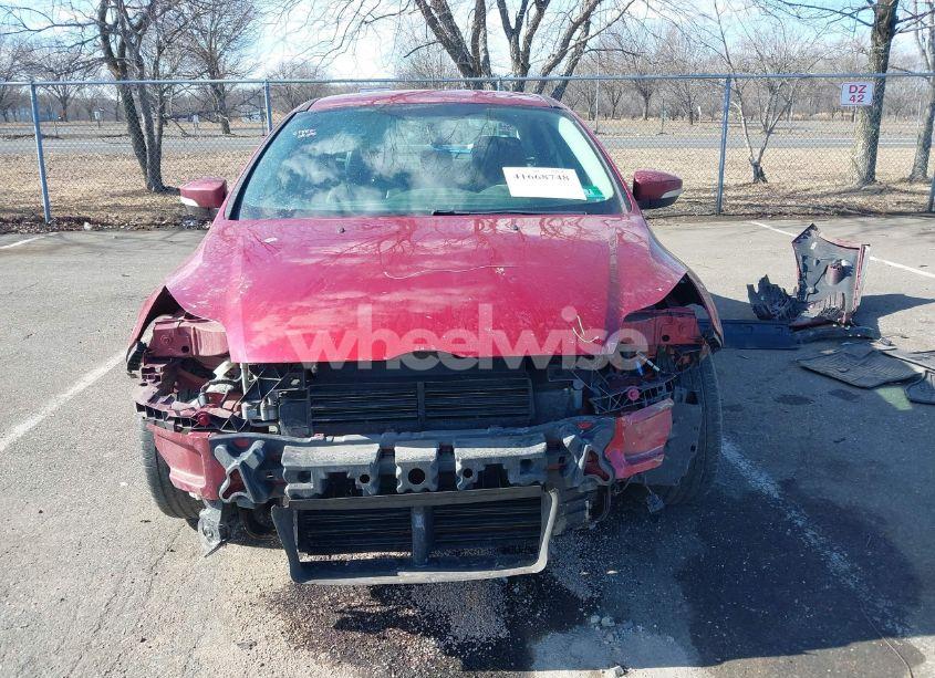 Photo 13 of 2014 Ford Focus SE (VIN 1FADP3F26EL232394)