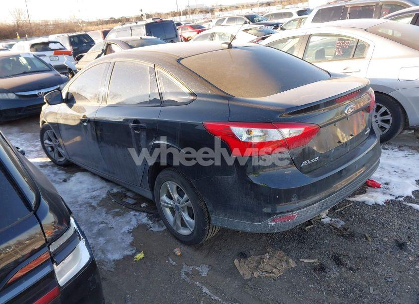 Photo 3 of 2014 Ford Focus SE (VIN 1FADP3F26EL245517)