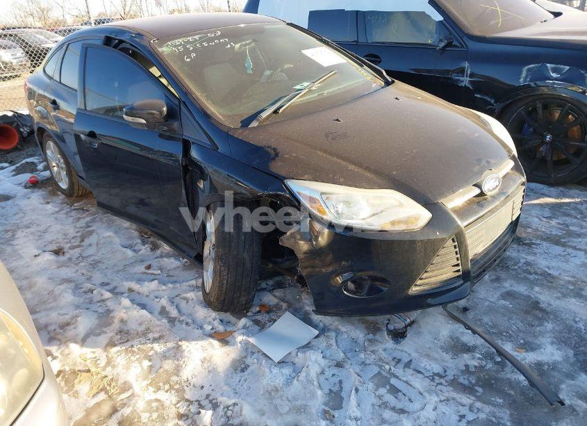Photo 6 of 2014 Ford Focus SE (VIN 1FADP3F26EL245517)