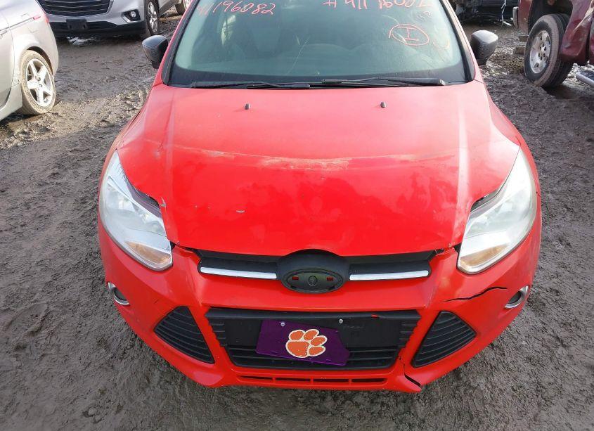 Photo 12 of 2014 Ford Focus SE (VIN 1FADP3F26EL268117)