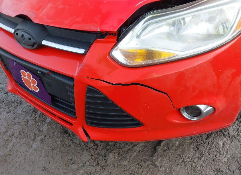 Photo 6 of 2014 Ford Focus SE (VIN 1FADP3F26EL268117)