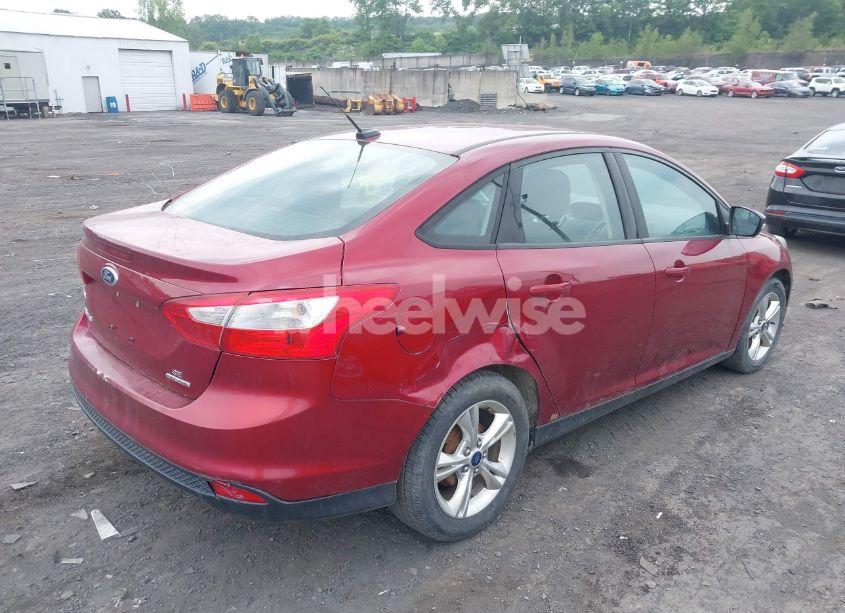 Photo 4 of 2014 Ford Focus SE (VIN 1FADP3F26EL278713)