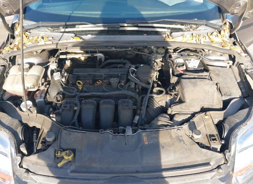 Photo 10 of 2014 Ford Focus SE (VIN 1FADP3F26EL285290)